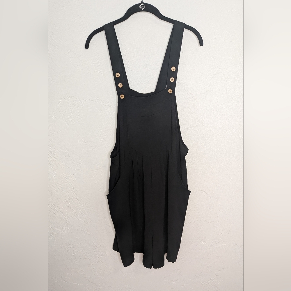 Black Women's Suspender Shorts